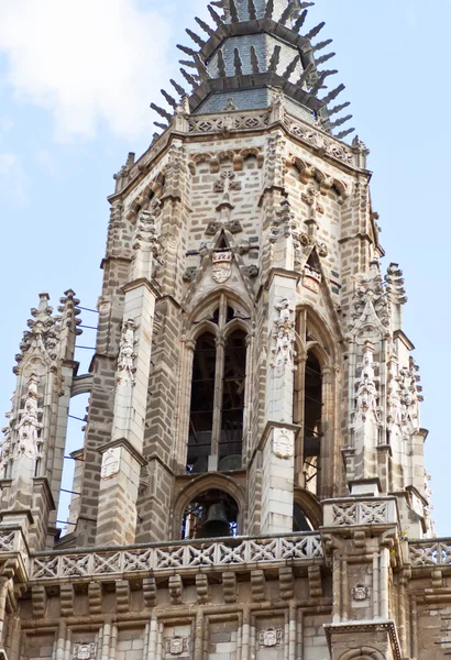 Toren van de kathedraal van toledo — Stockfoto