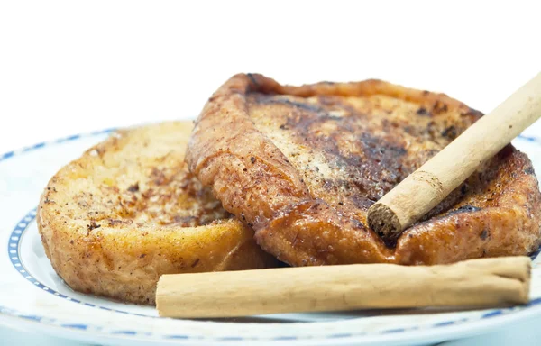 Torrijas, typisch spanische Süßspeise — Stockfoto