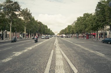 champs Elysees caddesi