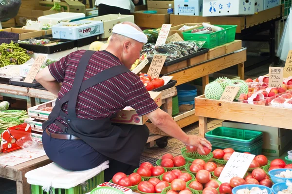 Trabalhador no mercado de Quioto — Fotografia de Stock