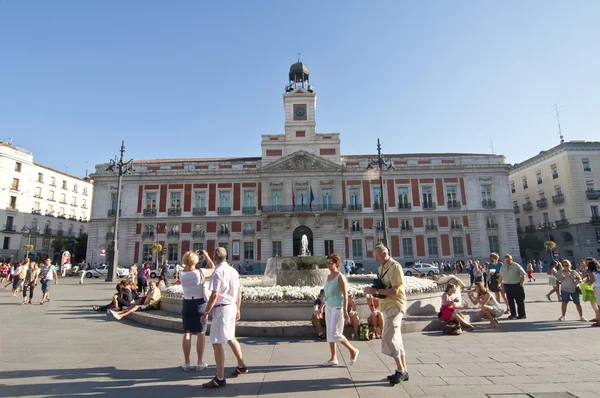 Budynku urzędu pocztowego w na plaza del sol w Madryt, Hiszpania — Zdjęcie stockowe