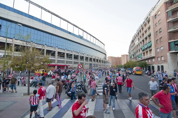 Buiten het stadion vicente calderon, madrid, Spanje — Stockfoto