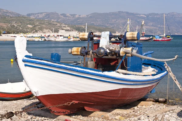 Barcos de pesca em Samos — Fotografia de Stock