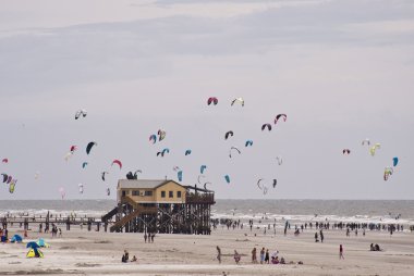 Kitesurfer