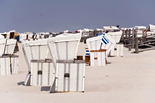 Beach chairs — Stock Photo, Image