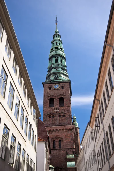 コペンハーゲンで教会の尖塔 — ストック写真