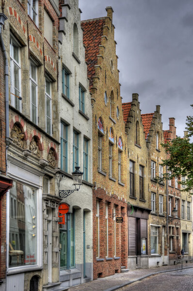Buildings in the old town of bruges, belgium (hdr)