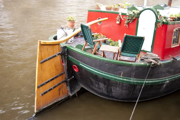 Dom łódź w Amsterdamie — Zdjęcie stockowe