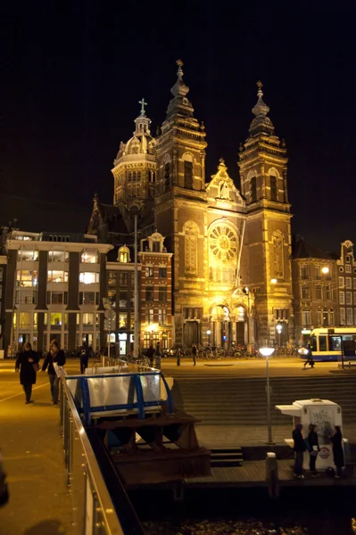 Амстердамі вночі — стокове фото