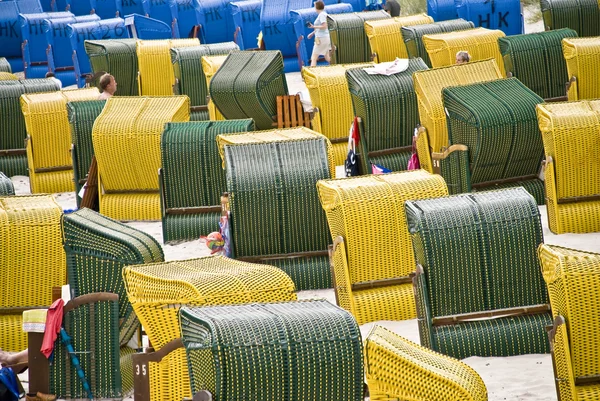 Пляжные стулья — стоковое фото