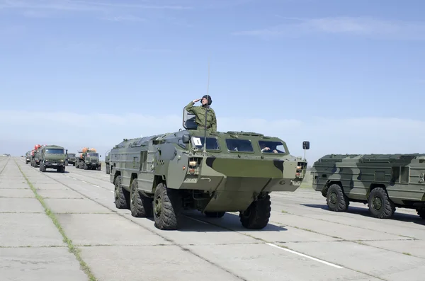 Military equipment in the same formation — Stock Photo, Image