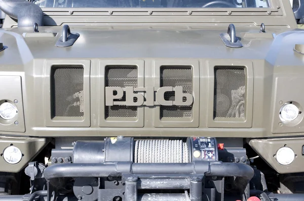 Armored military vehicle «Lynx» — 图库照片