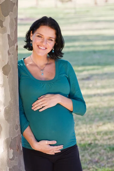 Mujeres embarazadas felices —  Fotos de Stock