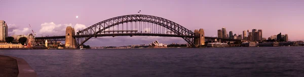 Harbour bridge - sydney şehir manzarası panorama — Stok fotoğraf