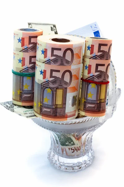 Denominações monetárias colocadas num vaso — Fotografia de Stock