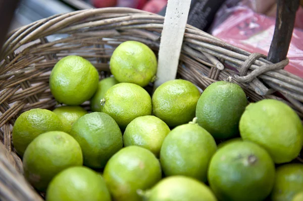 Basket of Limes — Stock Photo, Image