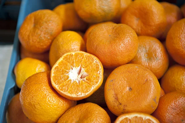 Fatia de laranja Bunch — Fotografia de Stock