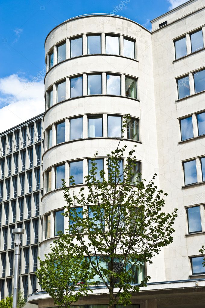 weiße Brüssel Wohnung Wohnungen — Stockfoto © eugenef #10146083 weiße Brüssel Wohnung Wohnungen — Stockfoto © eugenef #10146083