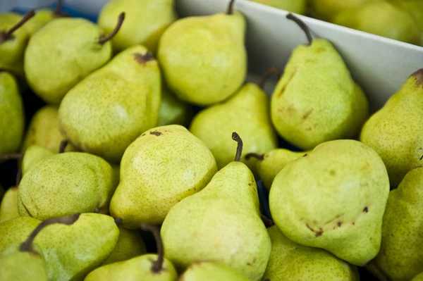 Bright Green Pears — Stock Photo, Image