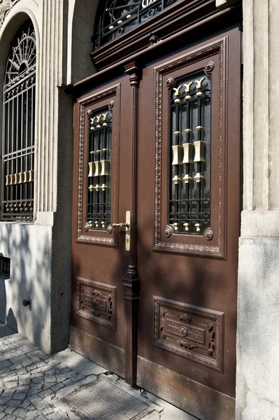 Классическая чешская дверь — стоковое фото