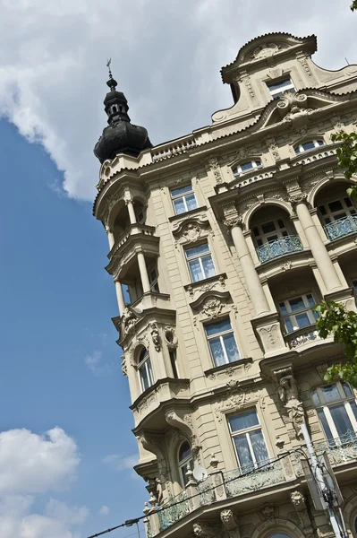 Jiraskovo Namesti будівлі балкон — стокове фото