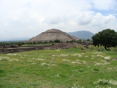 Güneş Piramidi, Teotihuacan