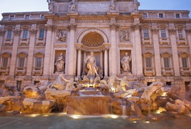 Roma - fontana di trevi akşam