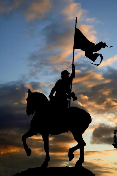 Parigi - Santa Giovanna d'Arca statua - silhouette — Foto Stock