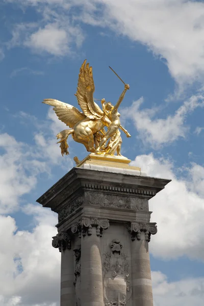 Paris - statue in gold from Alexandre III bridge — Stock Photo, Image