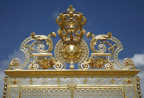 Paris - portão do palácio de Versalhes — Fotografia de Stock