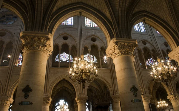 Paryż - wnętrze Katedry notre-dame catedral — Zdjęcie stockowe