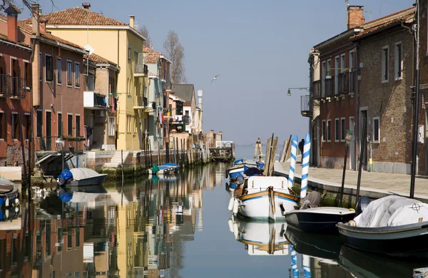 Veneza - Casas por canal - Ilha de Murano — Fotografia de Stock