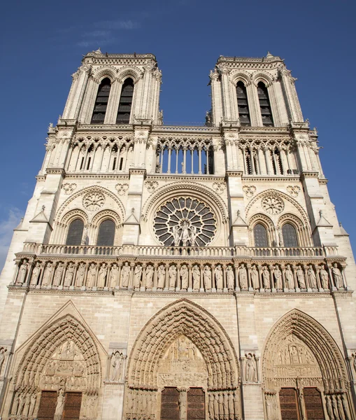 Paris - west facade of Notre-Dame cathedral — Stock Photo, Image