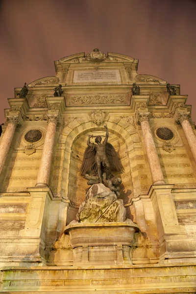 Paris - Saint Michael fountain in the night — Stock Photo, Image