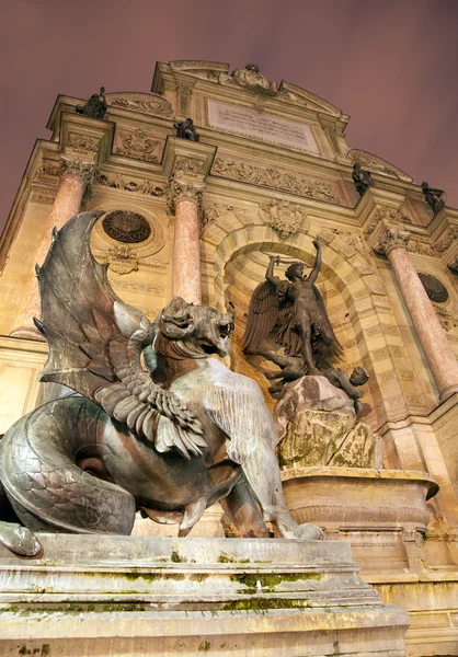 Paris - st. Michael fountain in night — Stock Photo, Image