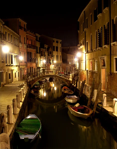 Venecia - canal por la noche — Foto de Stock