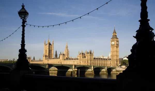 London - parlamentet i morgon — Stockfoto
