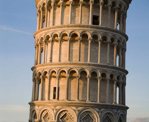 Pisa - torre colgante en la luz de la noche — Foto de Stock