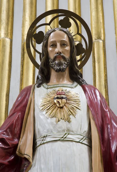 Jesus hjärta staty från Wien kyrka — Stockfoto