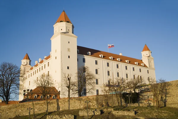 Братислава - замок — стоковое фото