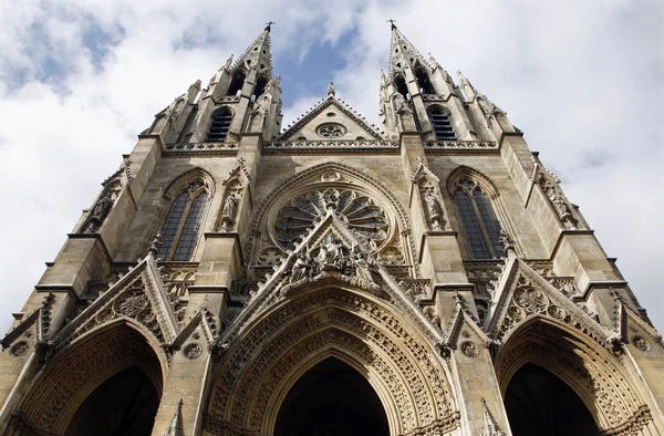 巴黎-圣克洛蒂尔德哥特式教堂 — 图库照片
