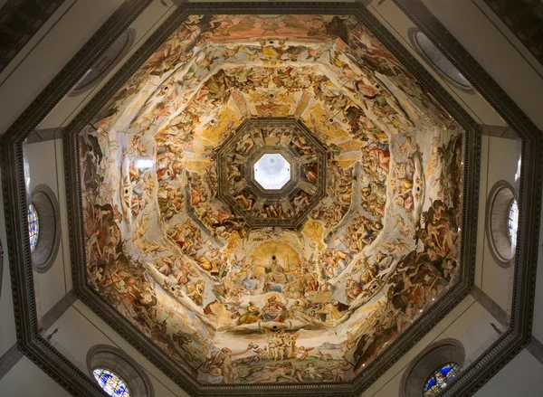 피렌체-산타 마리아 델 피 오 레 대성당에서 큐 폴라 — 스톡 사진
