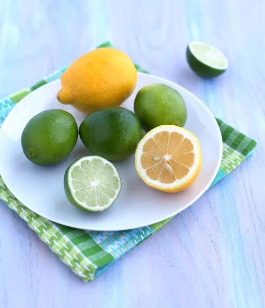 新鮮な柑橘系の果物 — ストック写真