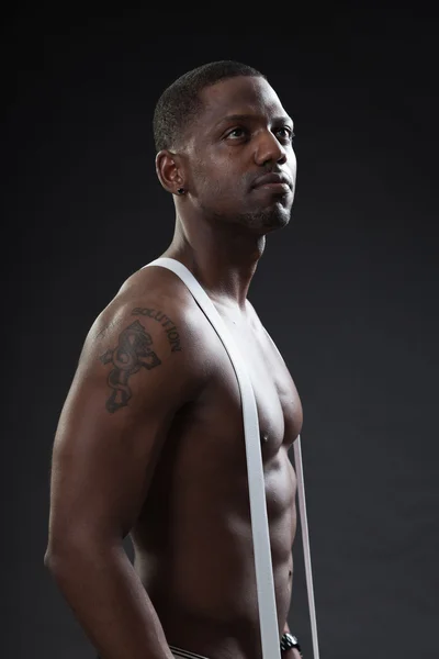 Muskulöser schwarzer Mann — Stockfoto