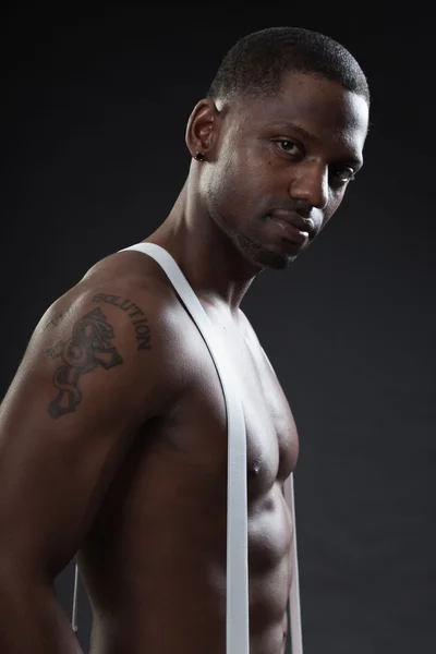 Musculoso hombre negro —  Fotos de Stock
