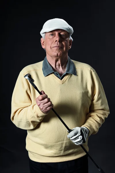 Retrato de estúdio do homem de golfe sênior . — Fotografia de Stock