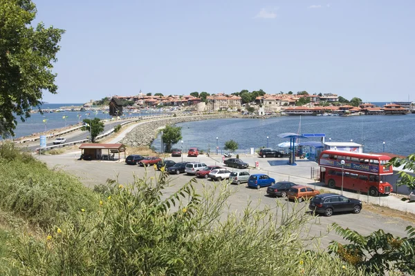 Nessebar resort Mar Negro, em direção à cidade velha — Fotografia de Stock