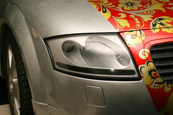 Airbrush on a car — Stock Photo, Image