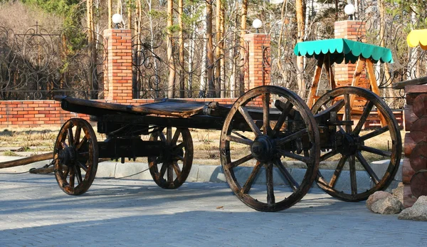 stock image Aging wooden cart