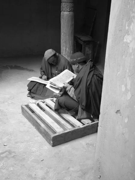 Aprendizagem de monges — Fotografia de Stock